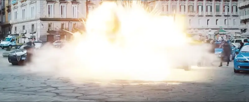 イコライザー THE FINALのシーンカット 爆発シーン
